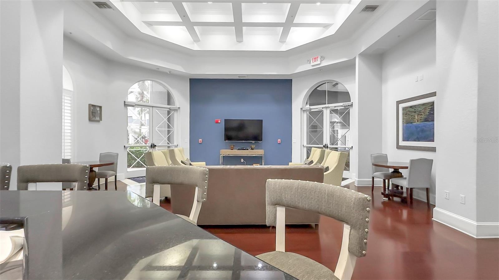Listing photo id 28 for 700 Harbour Island Boulevard 311