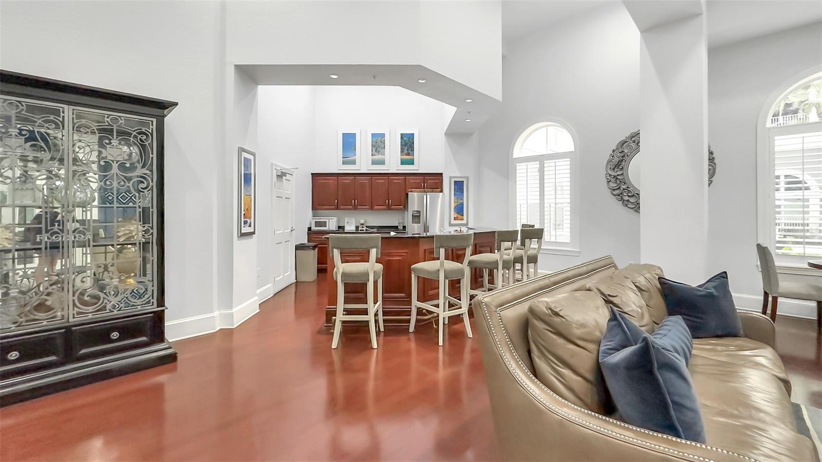 Listing photo id 30 for 700 Harbour Island Boulevard 311