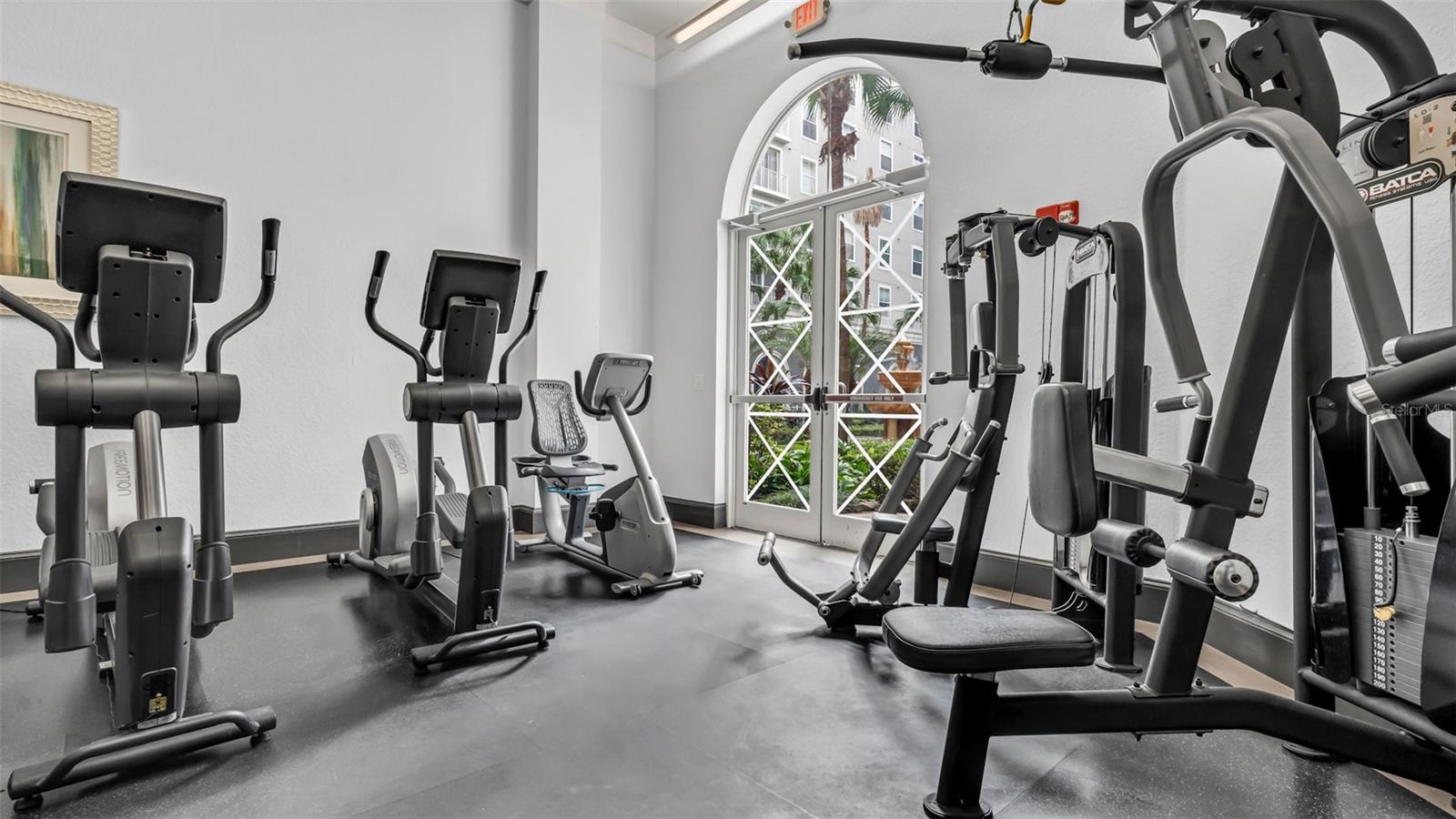 Listing photo id 32 for 700 Harbour Island Boulevard 311
