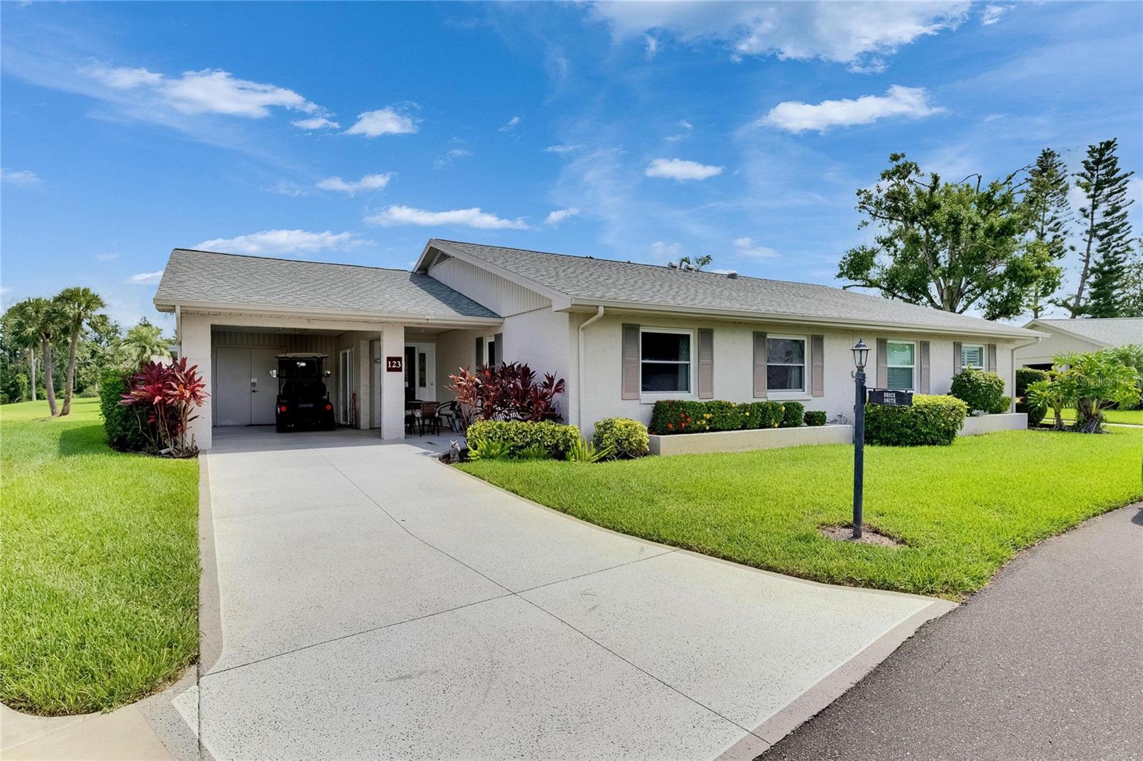 Image 2 of 41 For 123 Glendower Circle 123