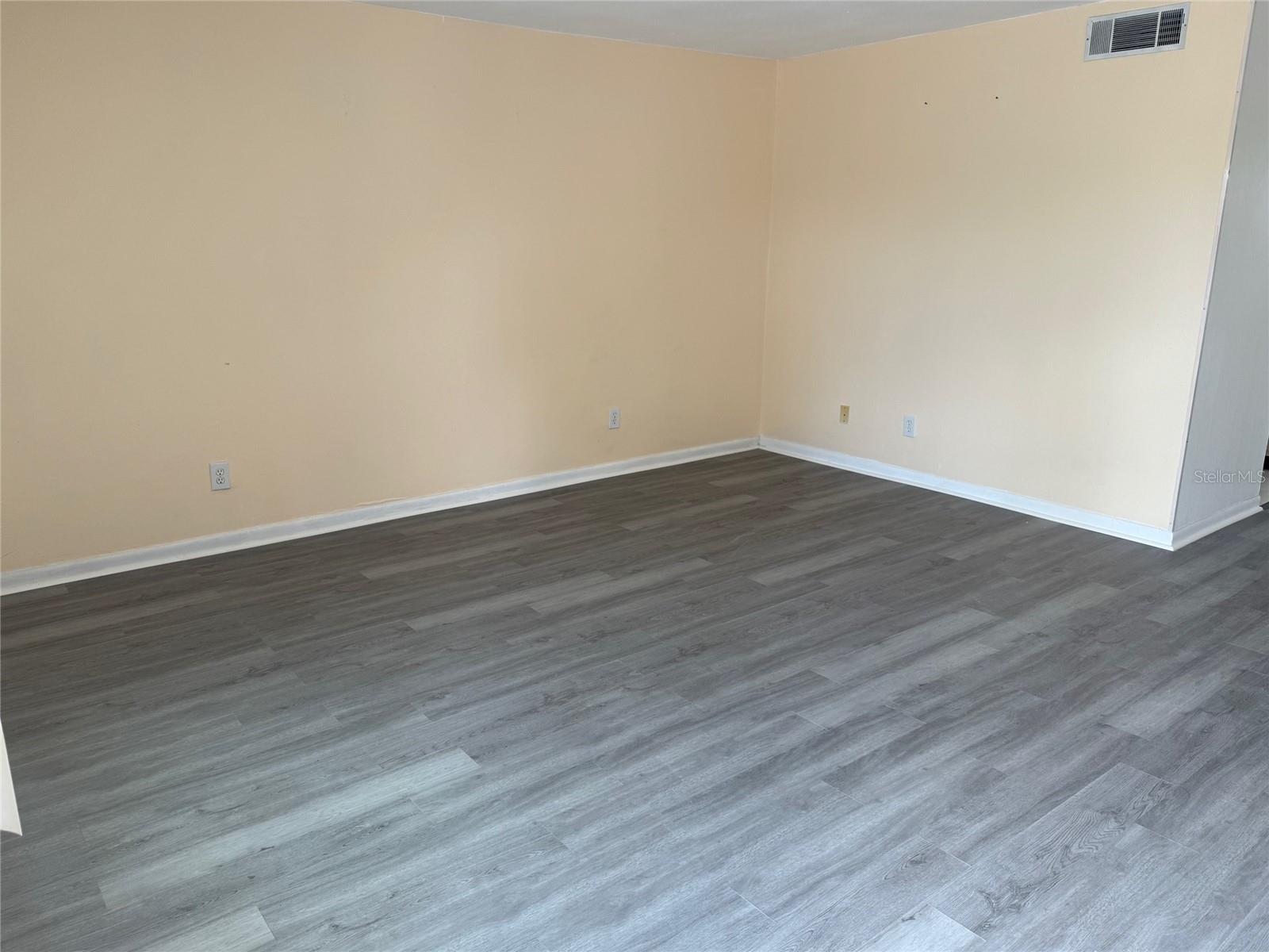 Image 9 of 25 For 9201 Tudor Drive C213
