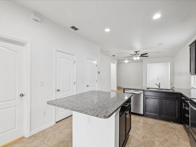 Image 13 of 68 For 1325 Custer Bayou Street