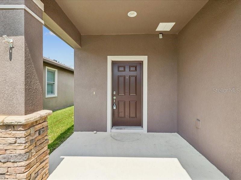 Image 2 of 68 For 1325 Custer Bayou Street