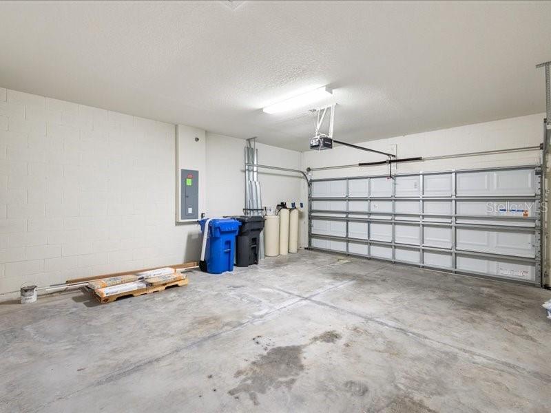 Image 33 of 68 For 1325 Custer Bayou Street