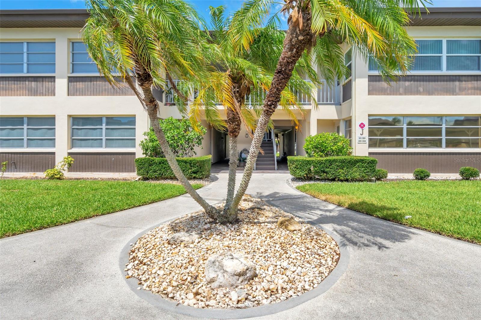 Image 2 of 17 For 4743 Jasper Drive 204