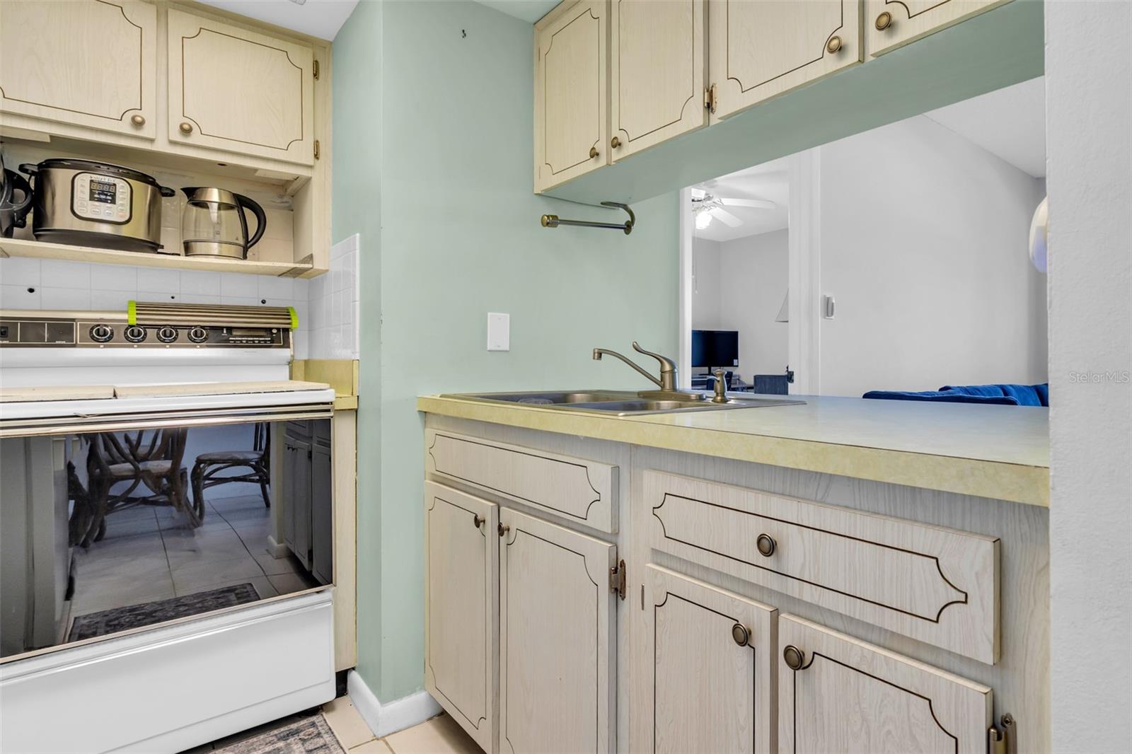 Image 6 of 17 For 4743 Jasper Drive 204