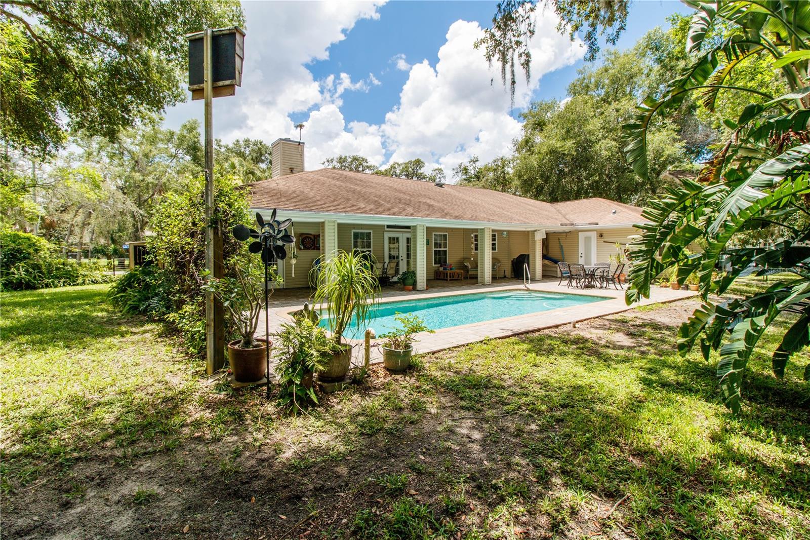 Image 40 of 69 For 11945 Darwin Avenue