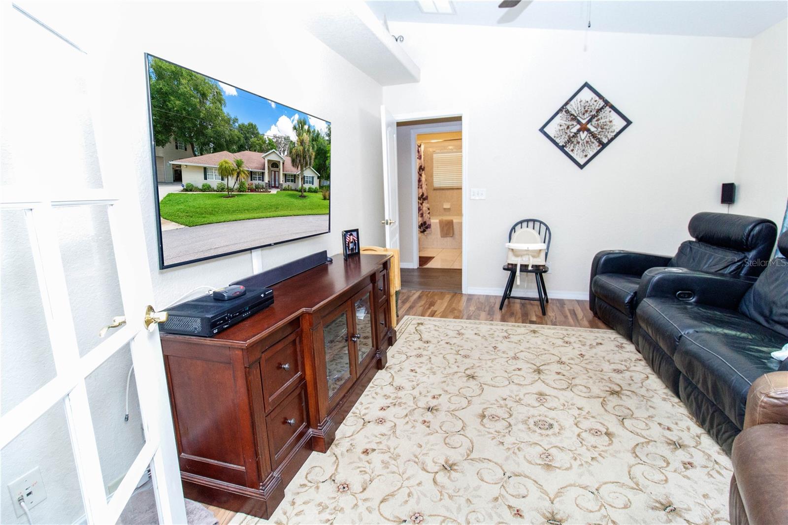 Image 6 of 69 For 11945 Darwin Avenue