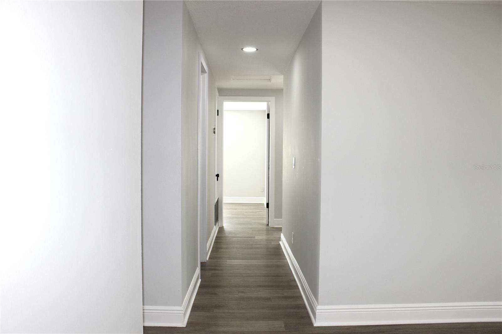 Image 10 of 50 For 7909 Woodgrove Circle