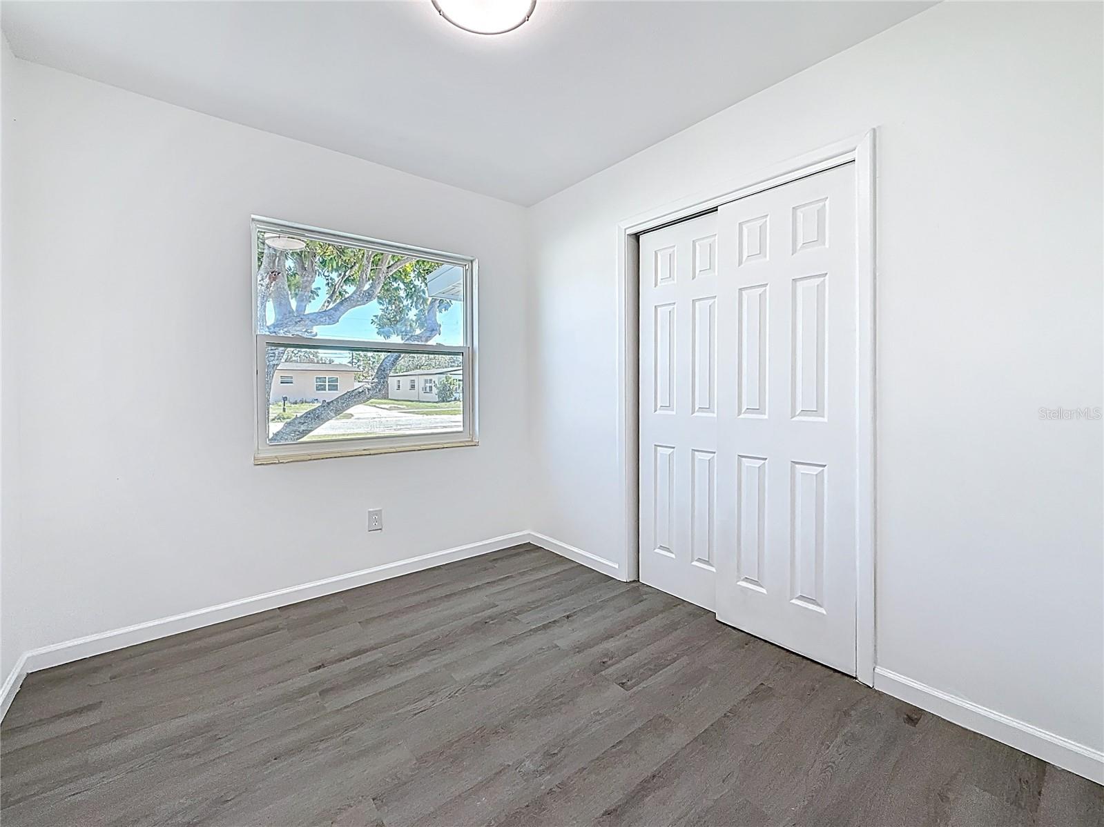 Image 36 of 57 For 4716 Town N Country Boulevard