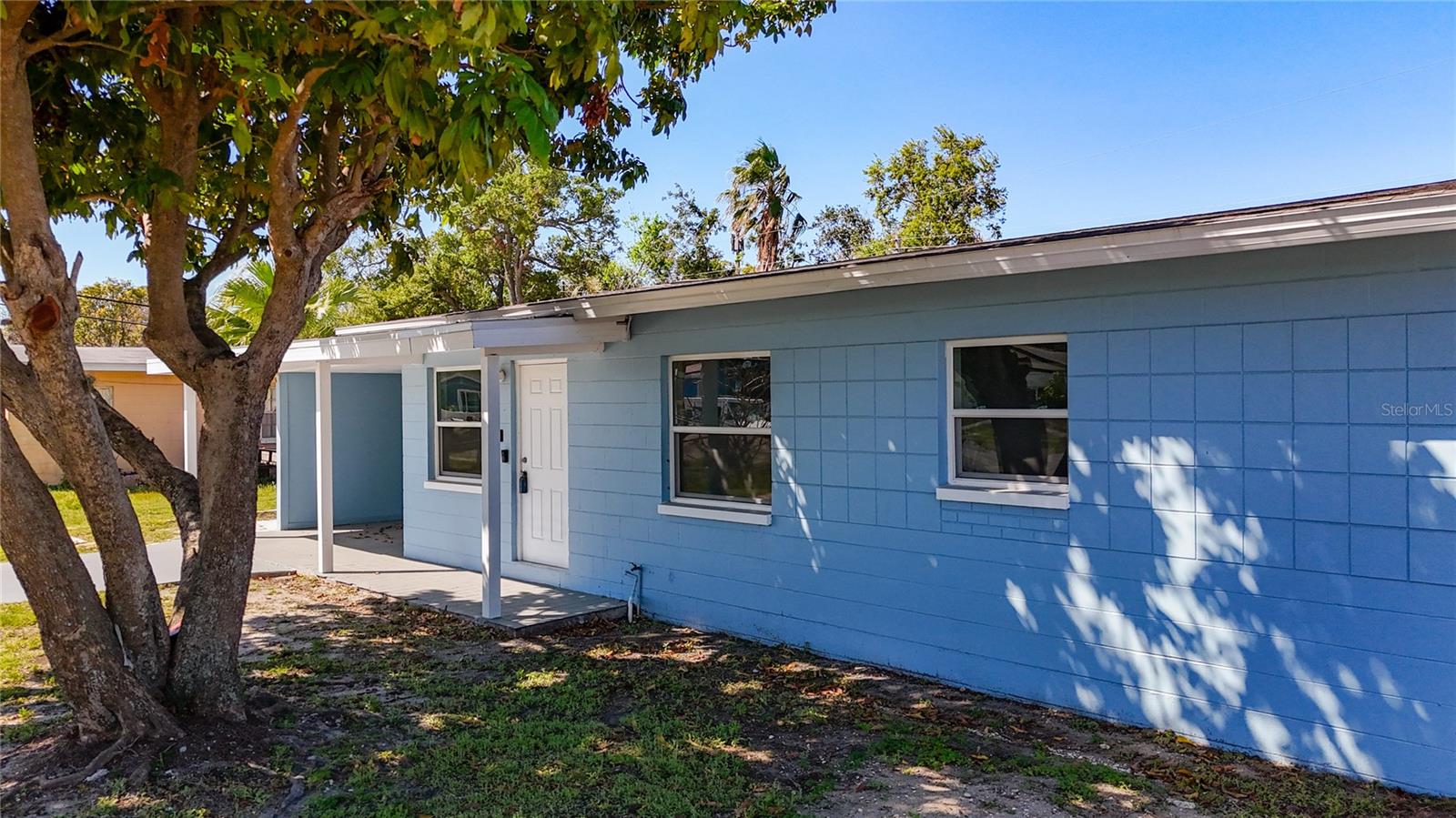 Image 4 of 57 For 4716 Town N Country Boulevard