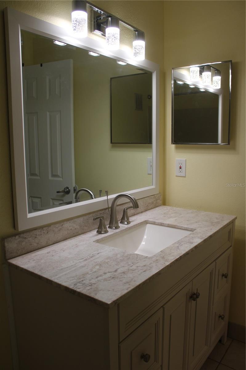 Image 16 of 20 For 3295 Fox Chase Circle N 205