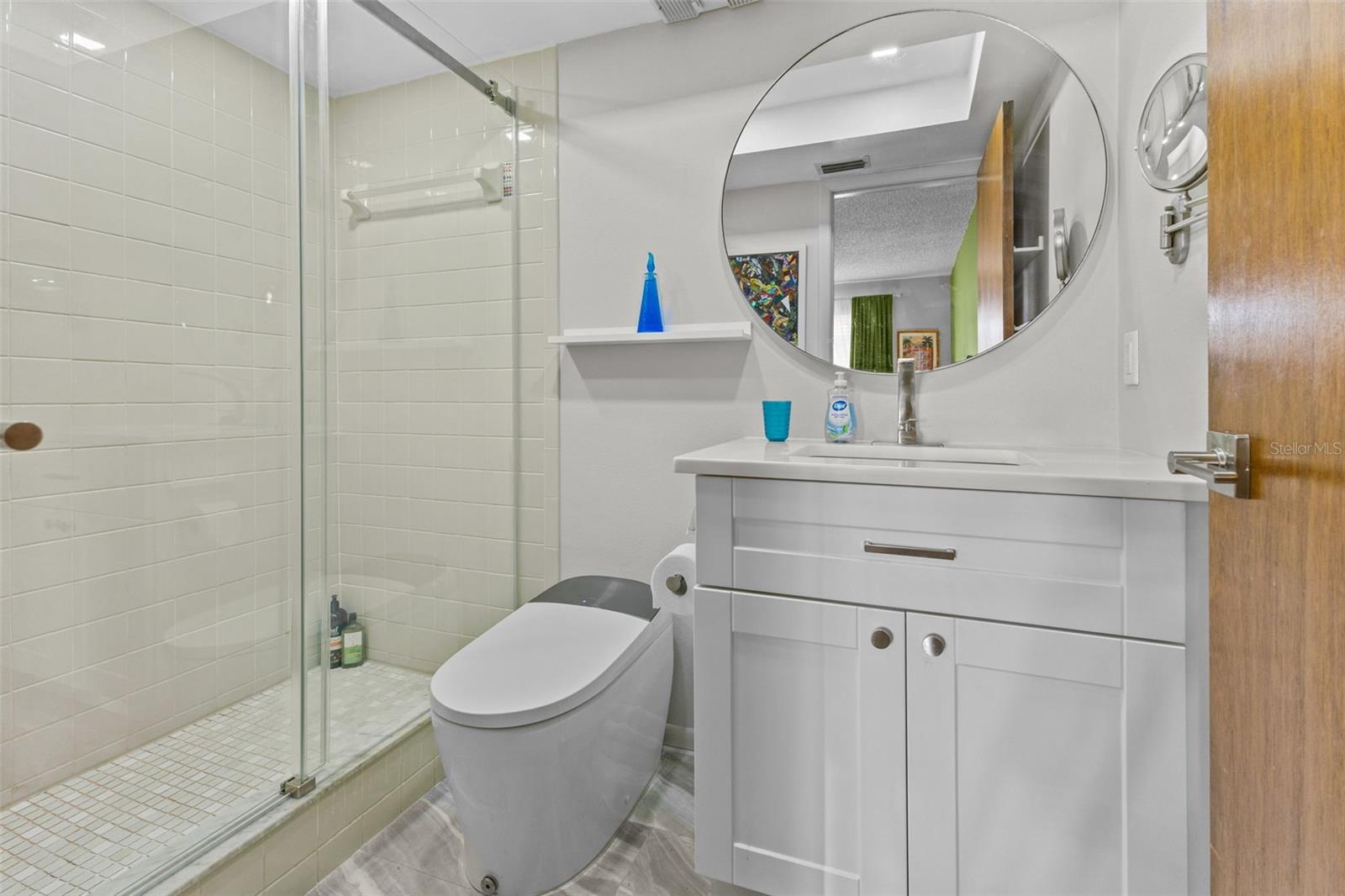 Listing photo id 12 for 2240 Pinewood Villas Drive