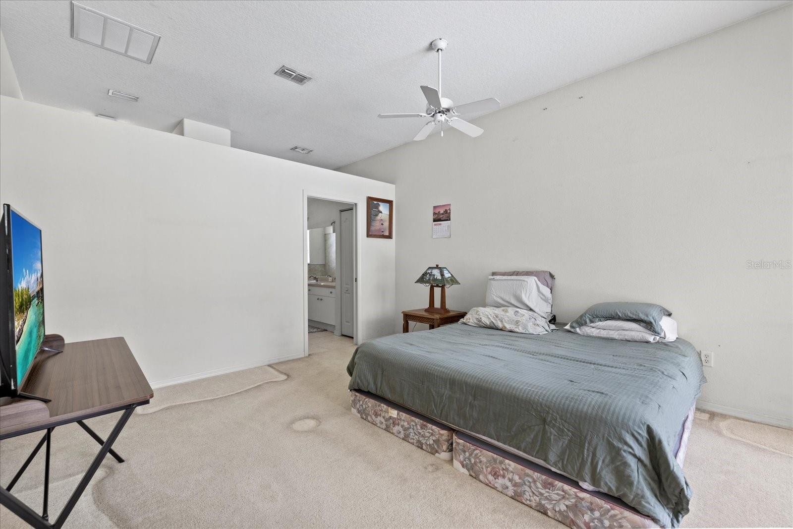 Image 12 of 32 For 27826 Sora Boulevard