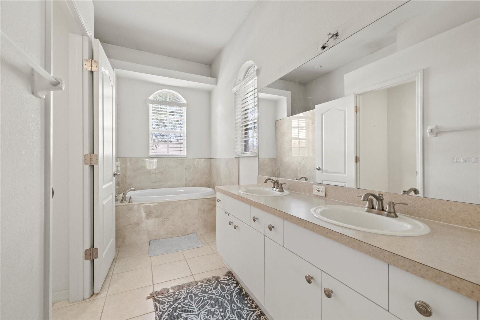 Image 14 of 32 For 27826 Sora Boulevard