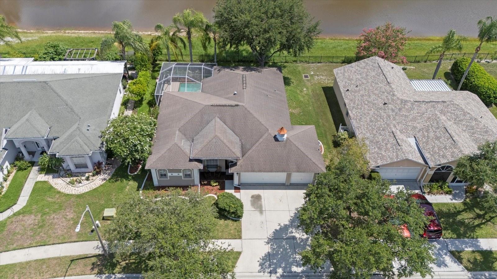 Image 2 of 32 For 27826 Sora Boulevard