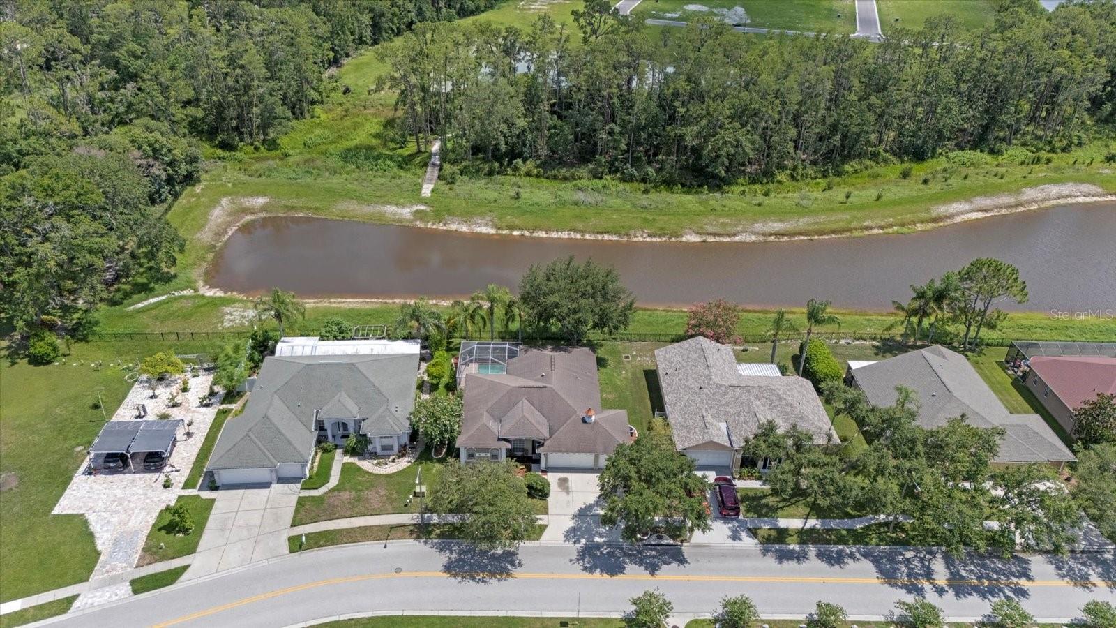 Image 3 of 32 For 27826 Sora Boulevard