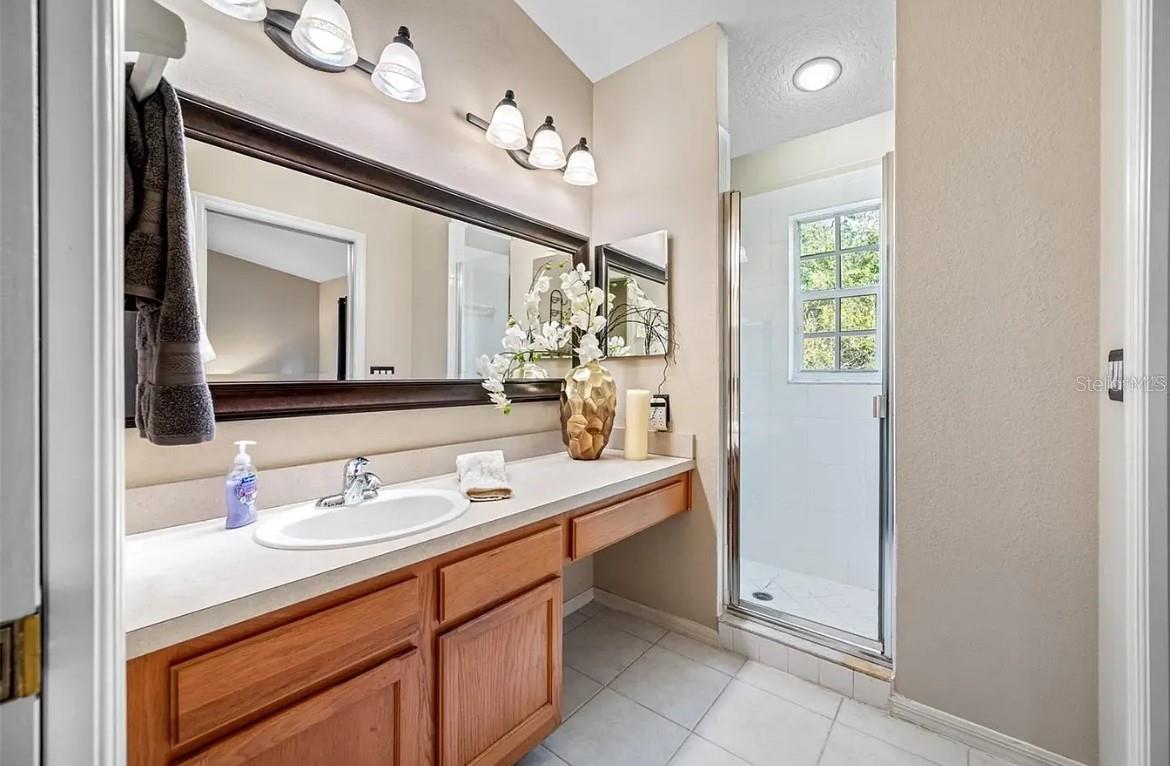 Image 22 of 40 For 510 Spring Lake Circle