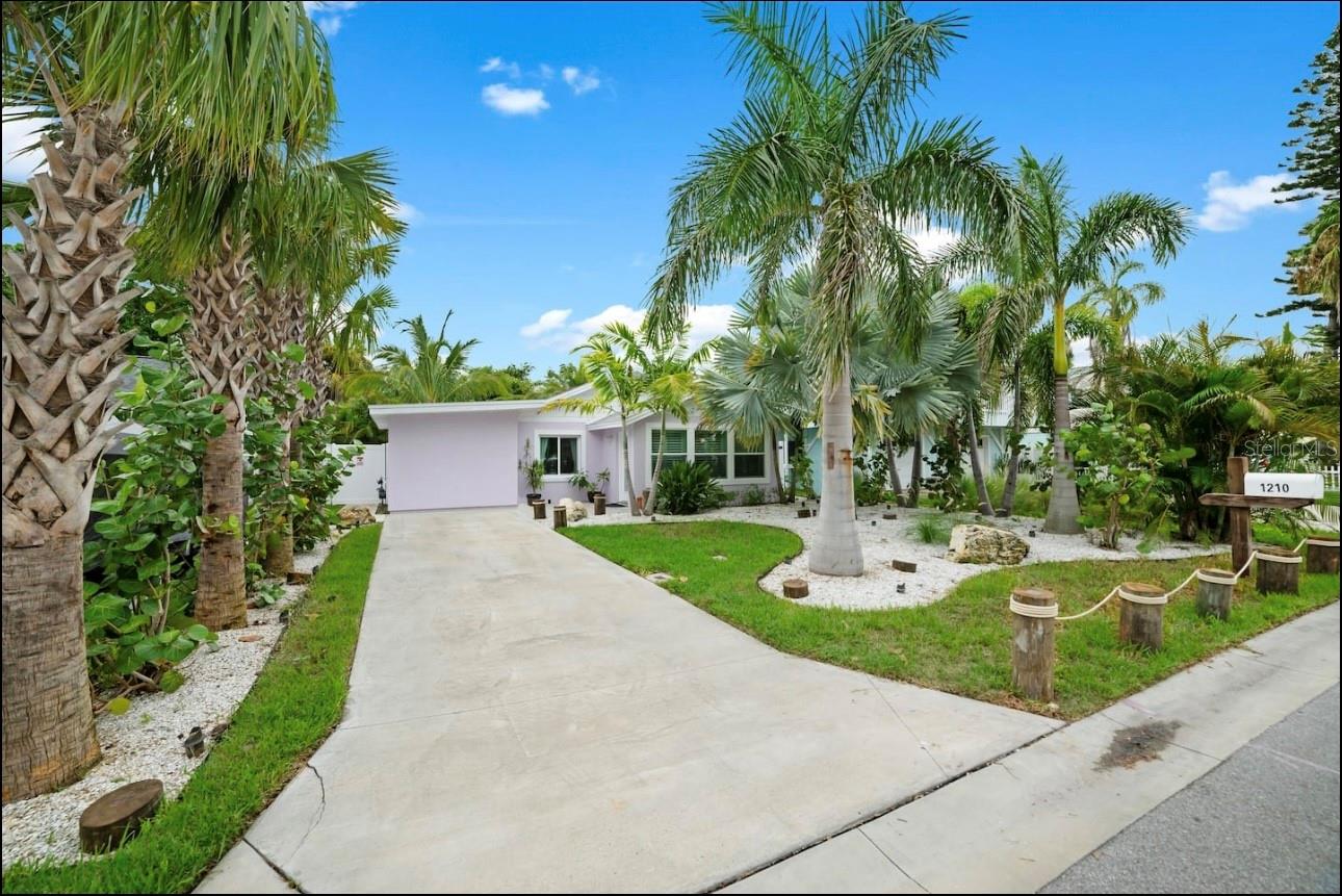 Image 2 of 19 For 1210 Bay Palm Boulevard