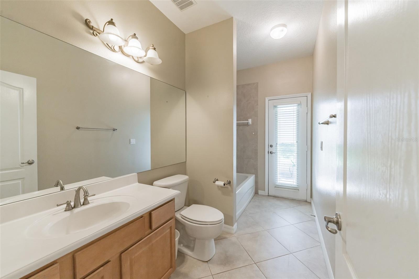 Image 18 of 66 For 2925 Dayton Drive