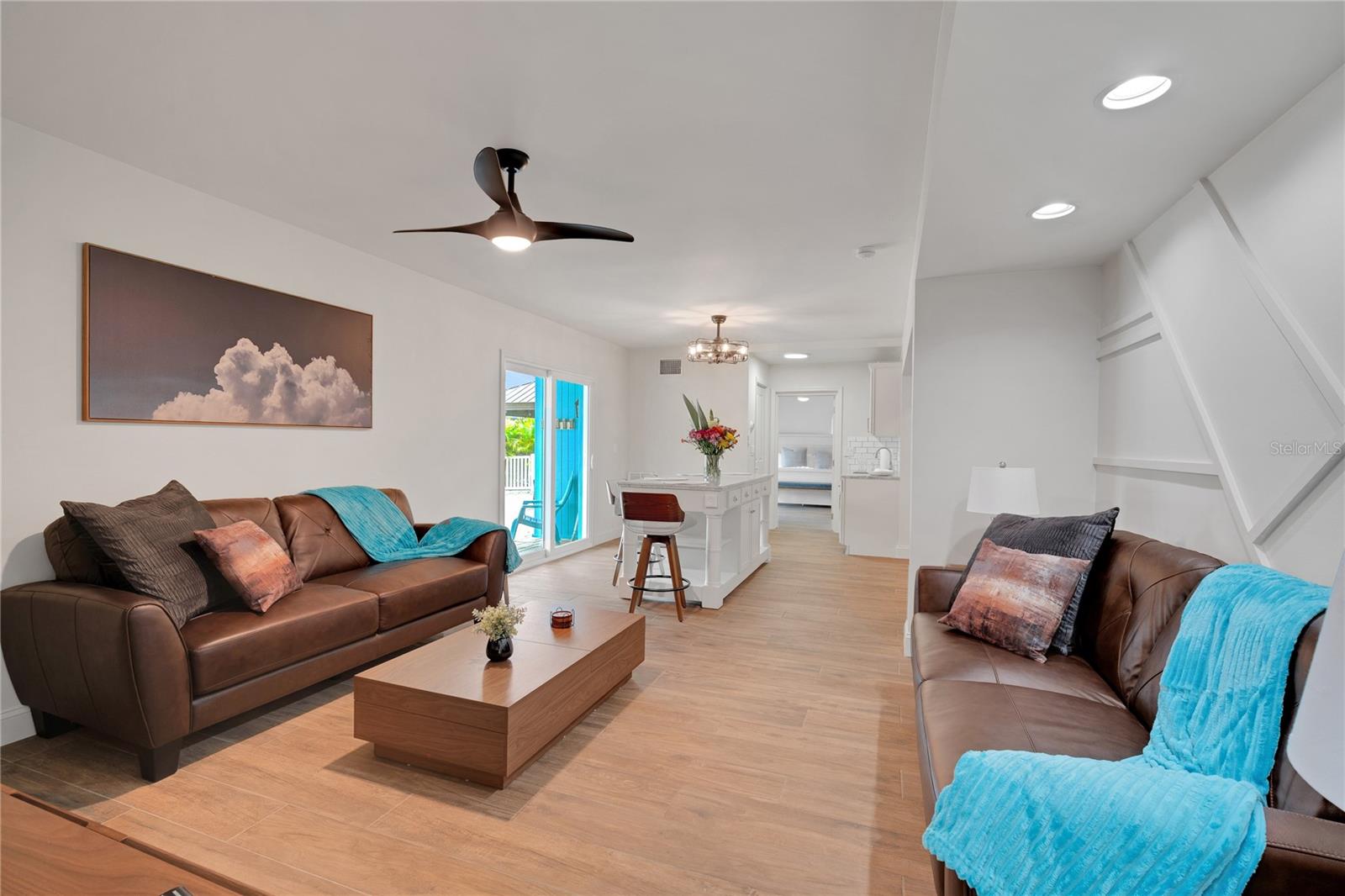 Image 33 of 45 For 8425 Flagstone Drive
