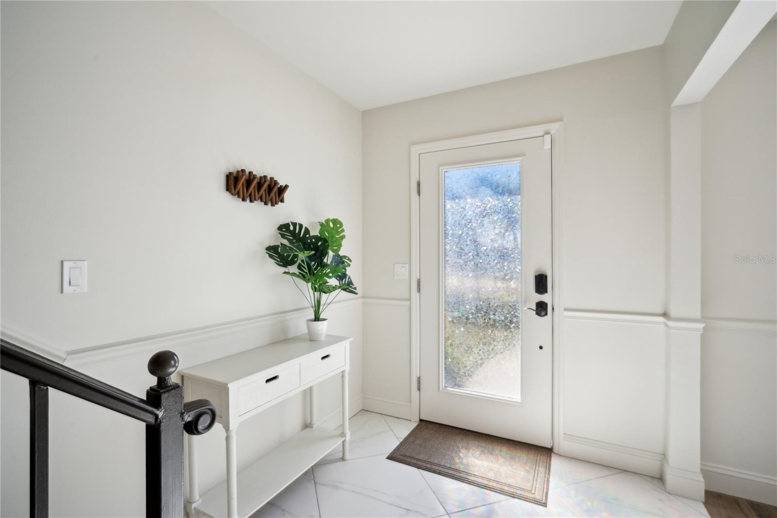 Image 4 of 45 For 8425 Flagstone Drive
