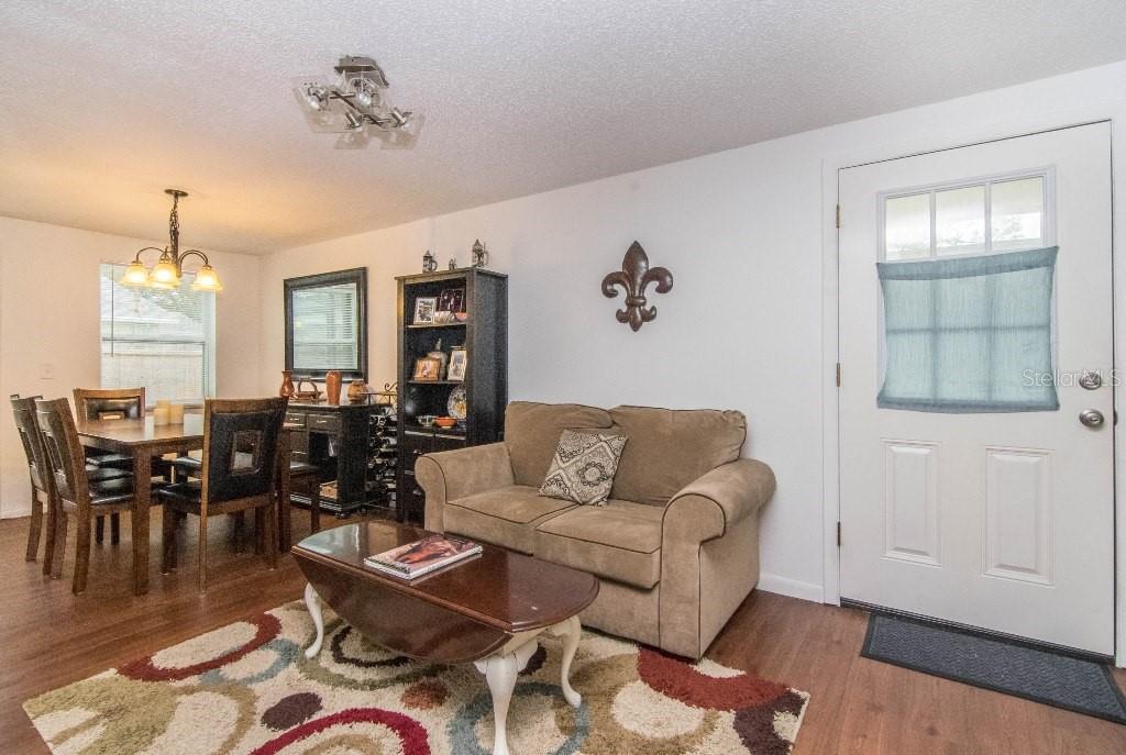 Image 4 of 16 For 2842 Shelton Avenue