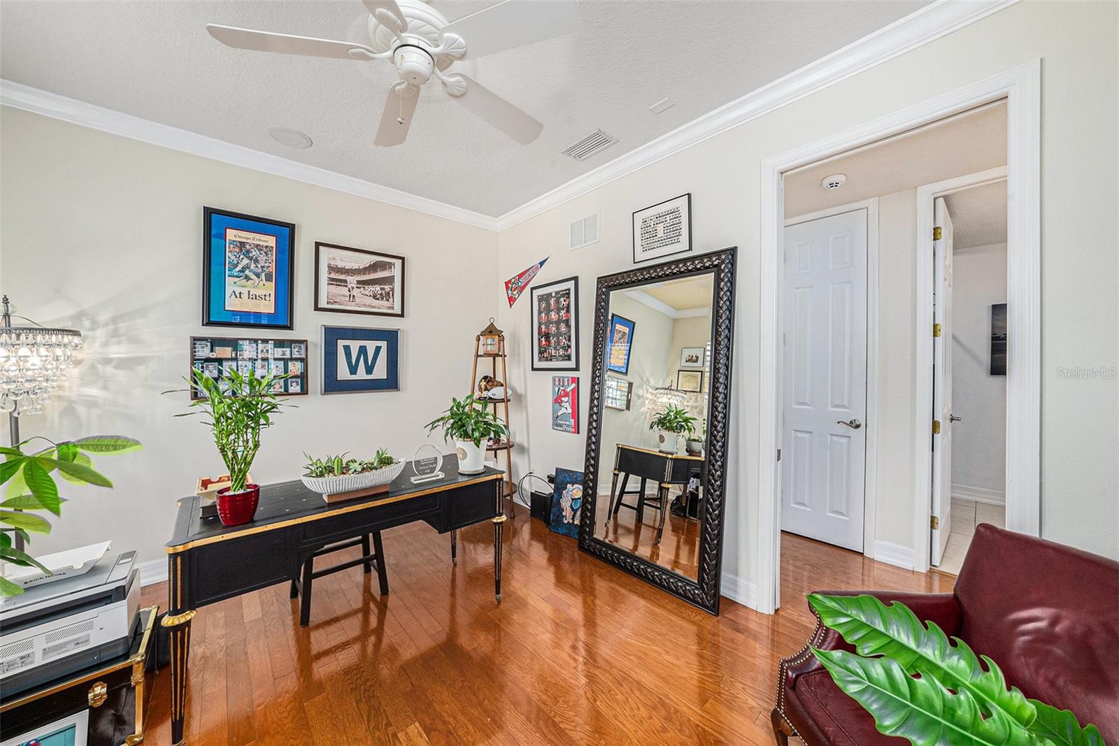 Image 11 of 35 For 1731 Watrous Avenue 202