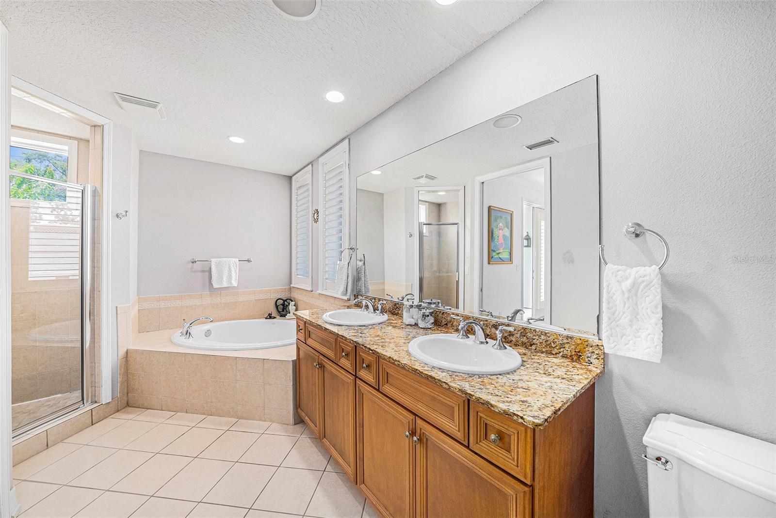 Image 20 of 35 For 1731 Watrous Avenue 202