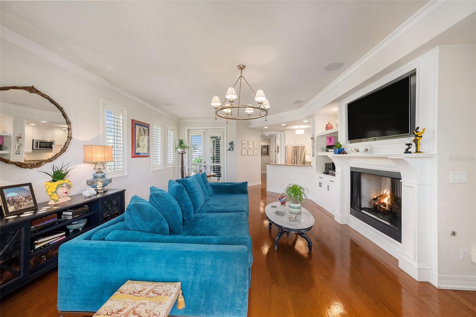 Image 6 of 35 For 1731 Watrous Avenue 202