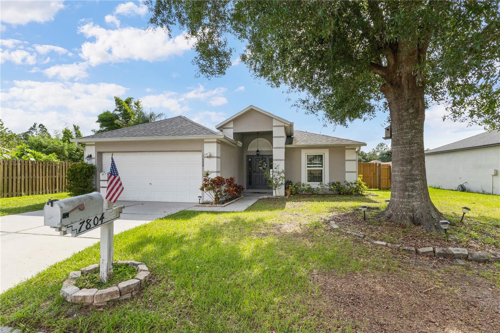 Details for 7804 Country Chase Avenue, LAKELAND, FL 33810