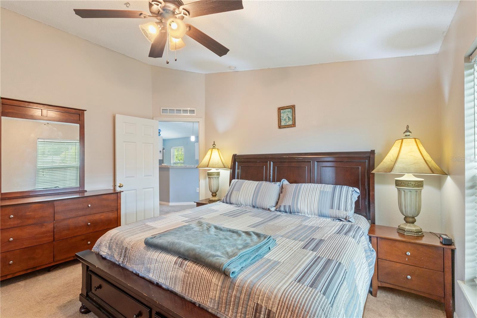Image 9 of 18 For 7804 Country Chase Avenue