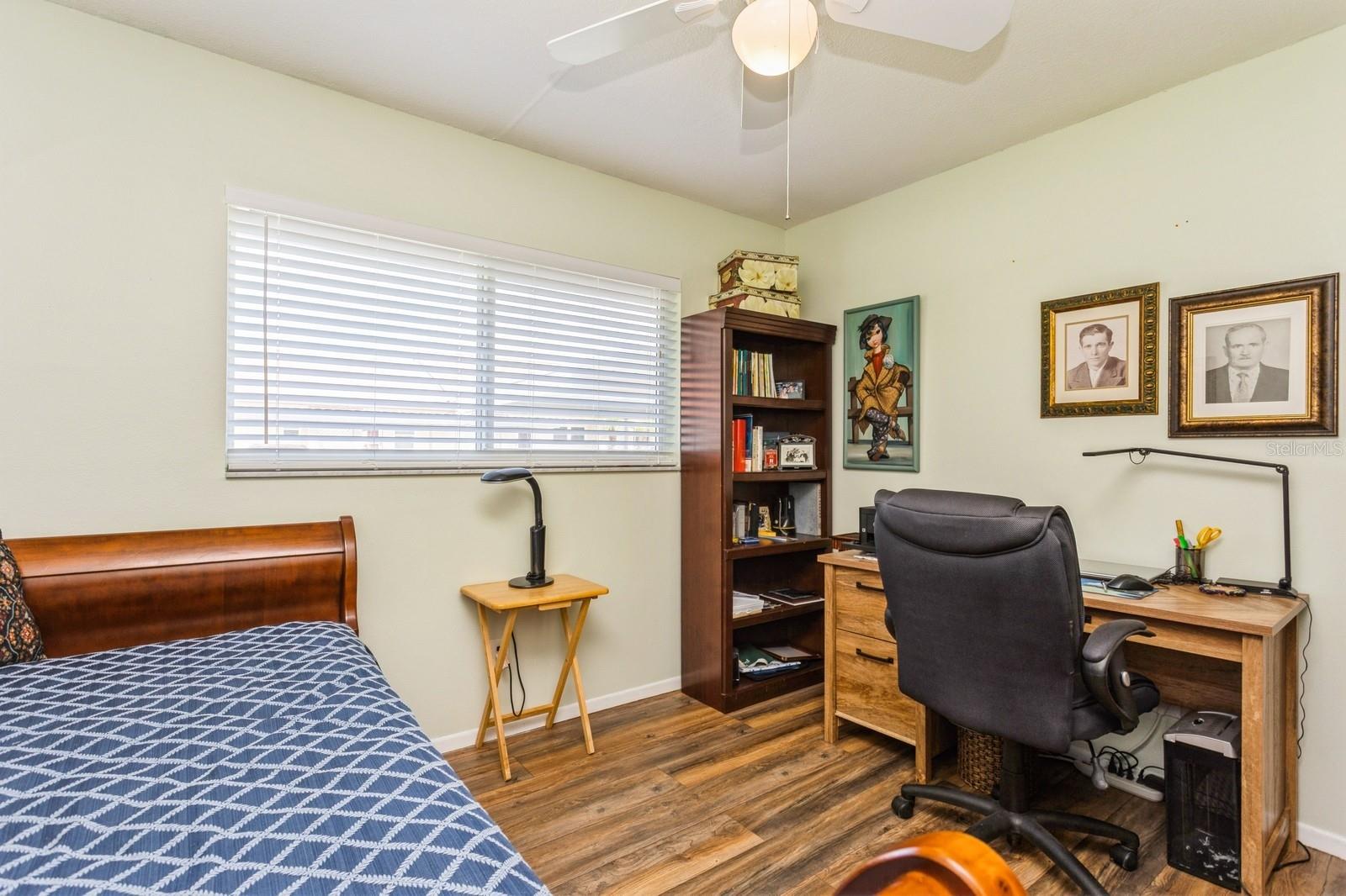 Image 16 of 44 For 2460 Northside Drive 708