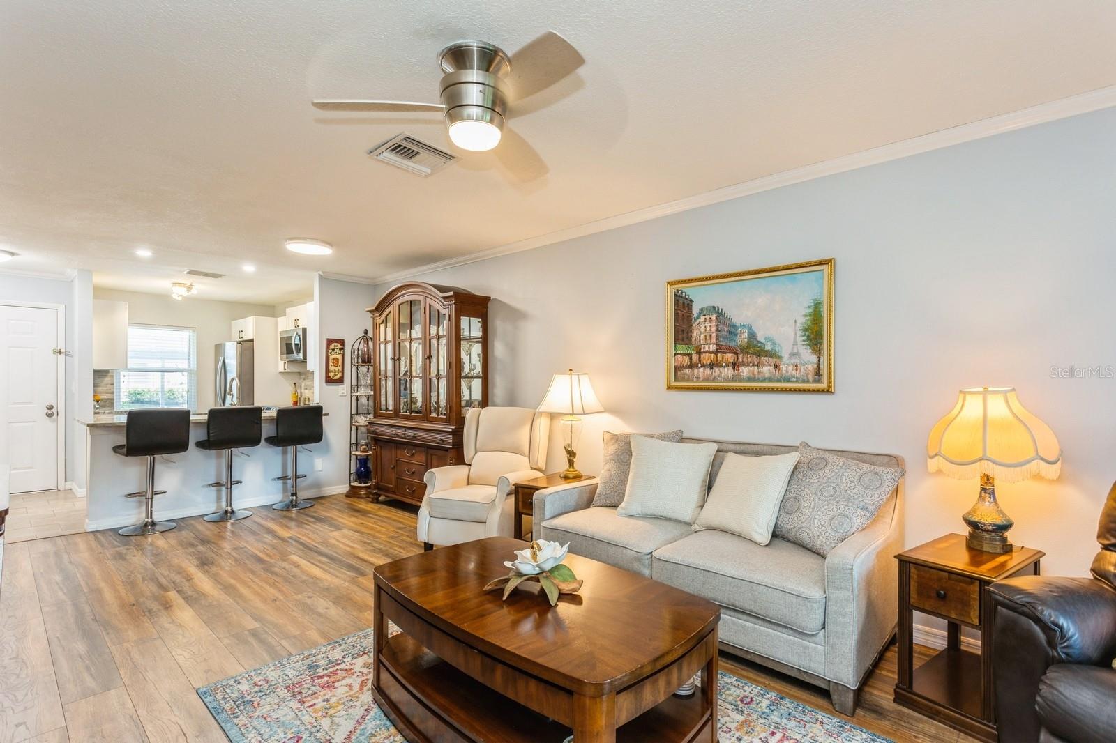 Image 20 of 44 For 2460 Northside Drive 708