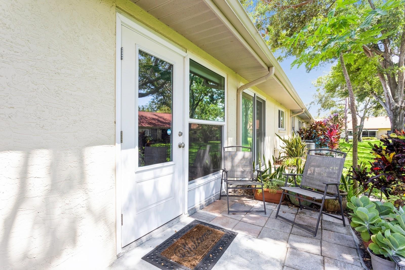 Image 33 of 44 For 2460 Northside Drive 708