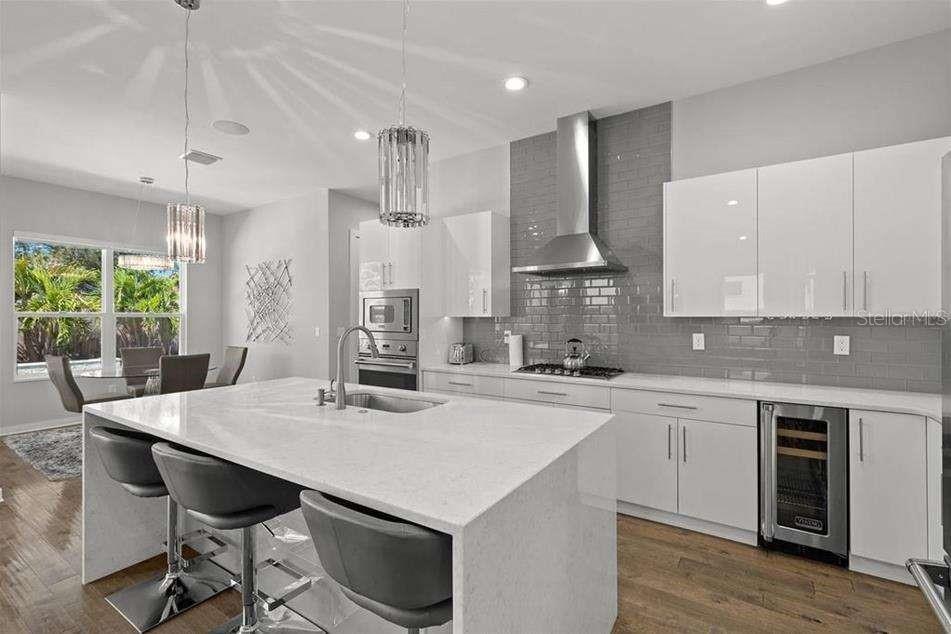 Image 3 of 24 For 6717 Dauphin Avenue