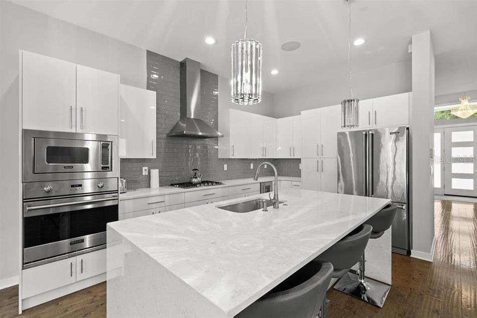 Image 6 of 24 For 6717 Dauphin Avenue