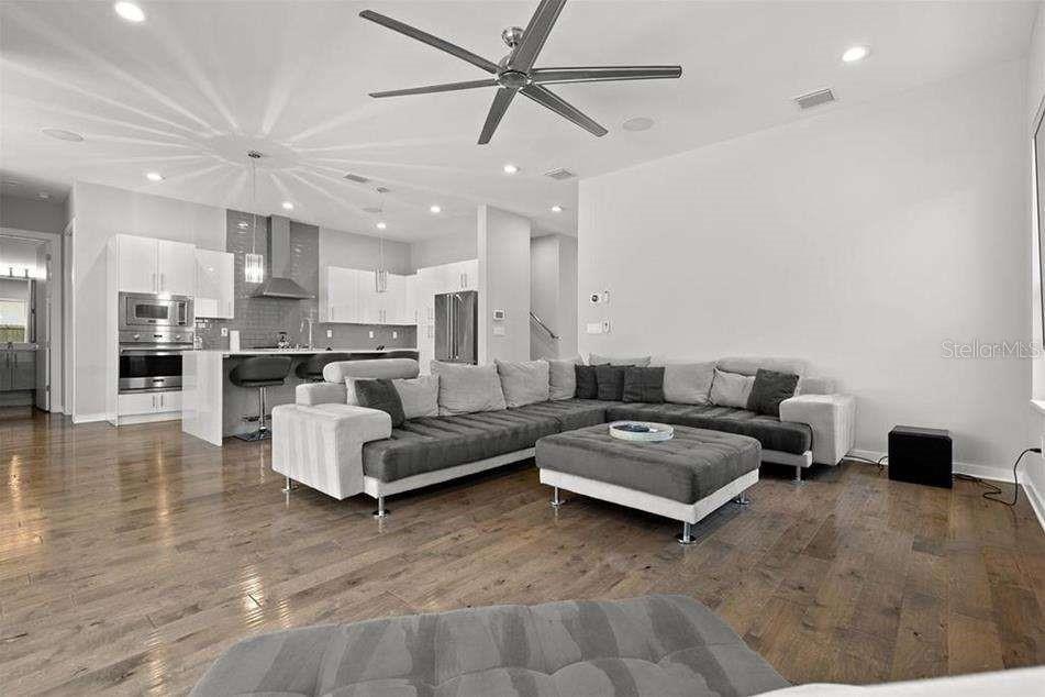 Image 7 of 24 For 6717 Dauphin Avenue