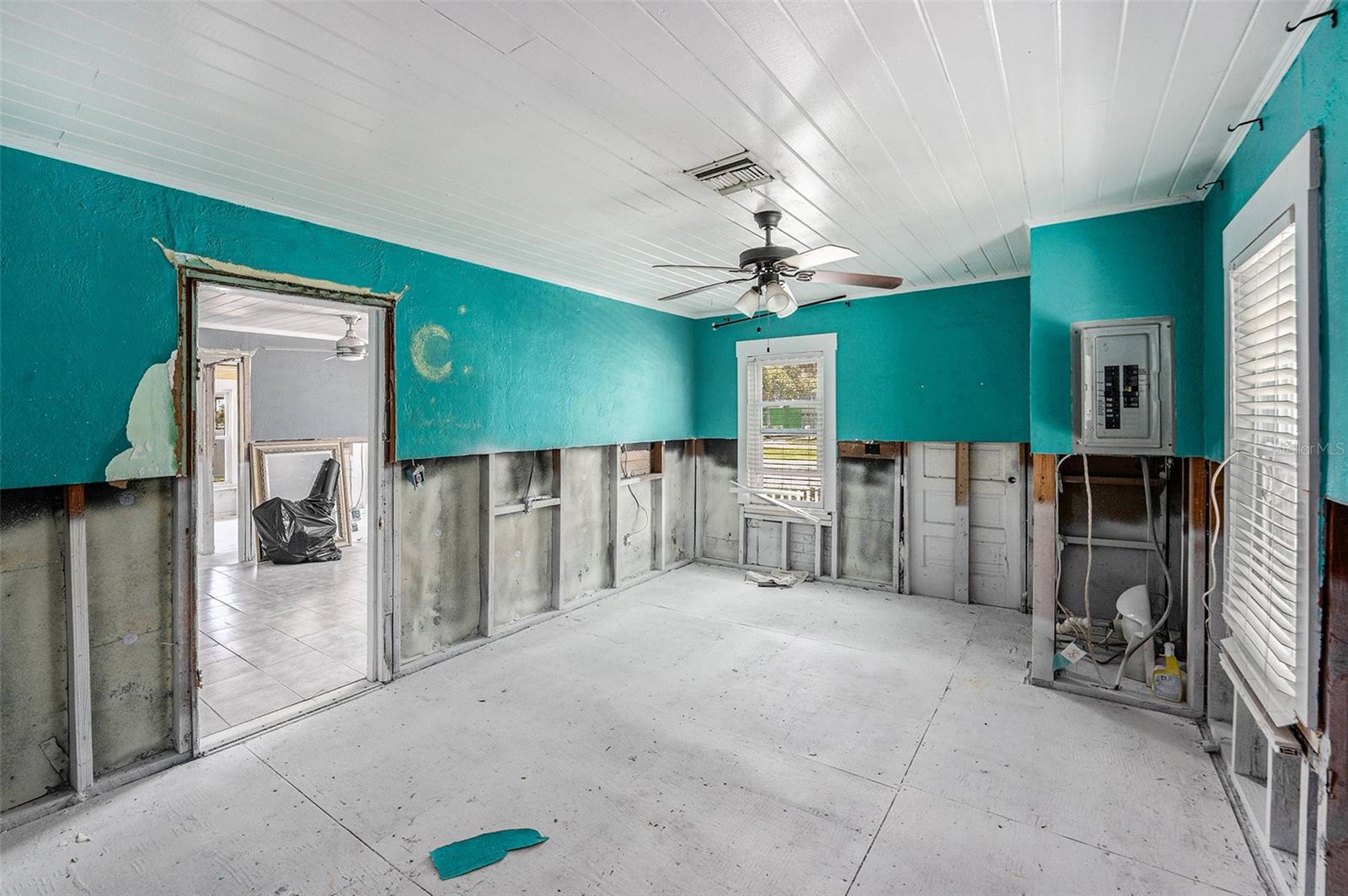 Image 12 of 20 For 814 Florida Avenue