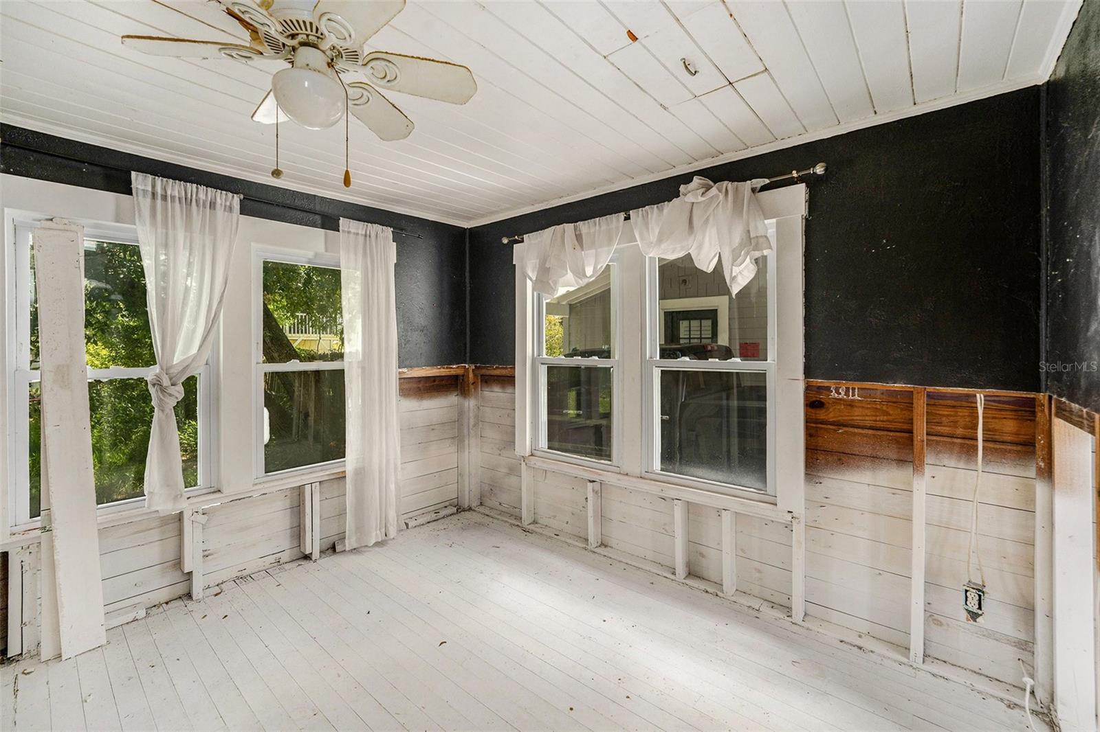 Image 13 of 20 For 814 Florida Avenue