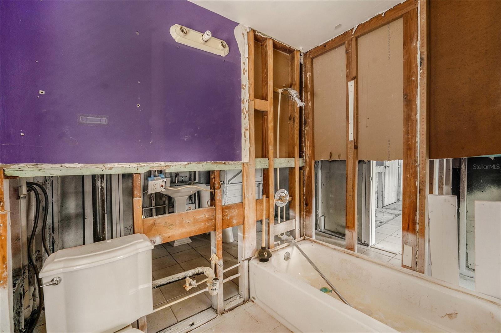 Image 17 of 20 For 814 Florida Avenue