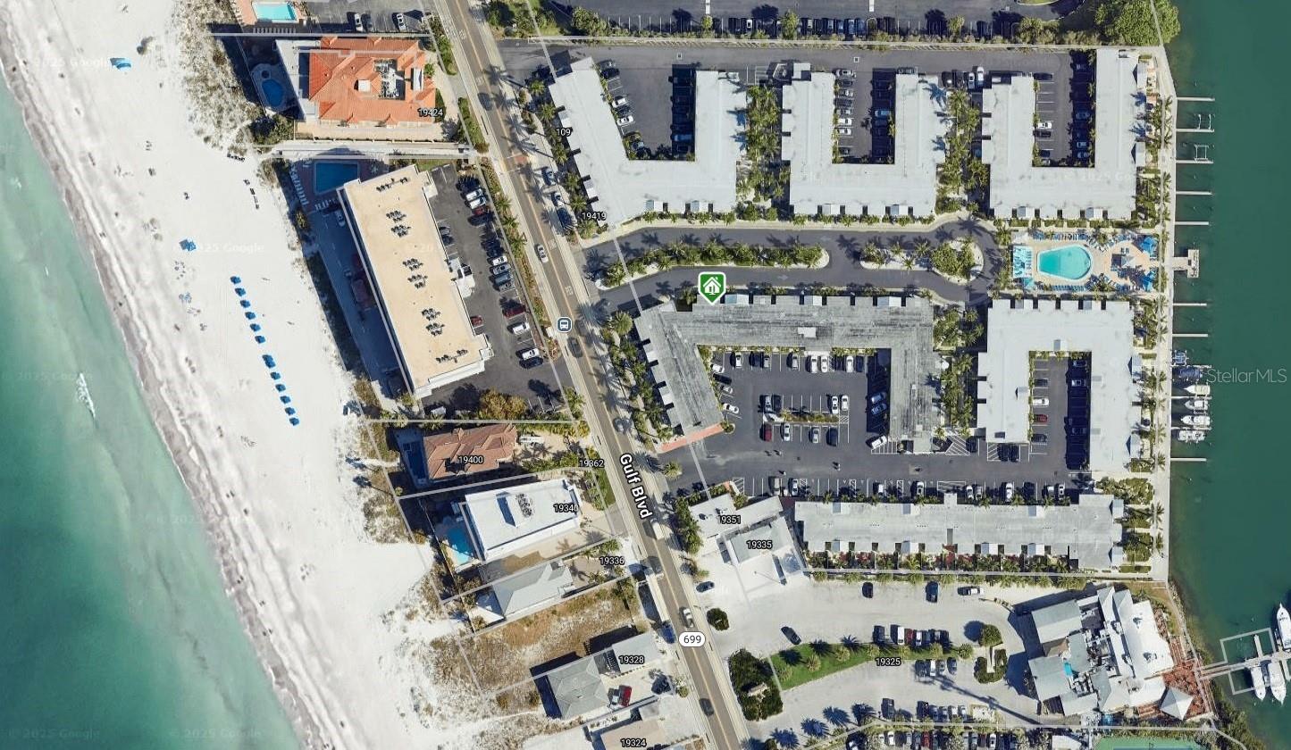 Image 19 of 20 For 19417 Gulf Boulevard B110