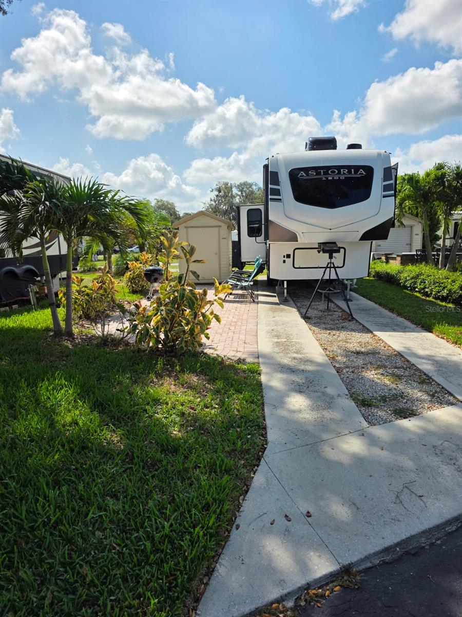 Details for 2938 Par Drive 200, BOWLING GREEN, FL 33834