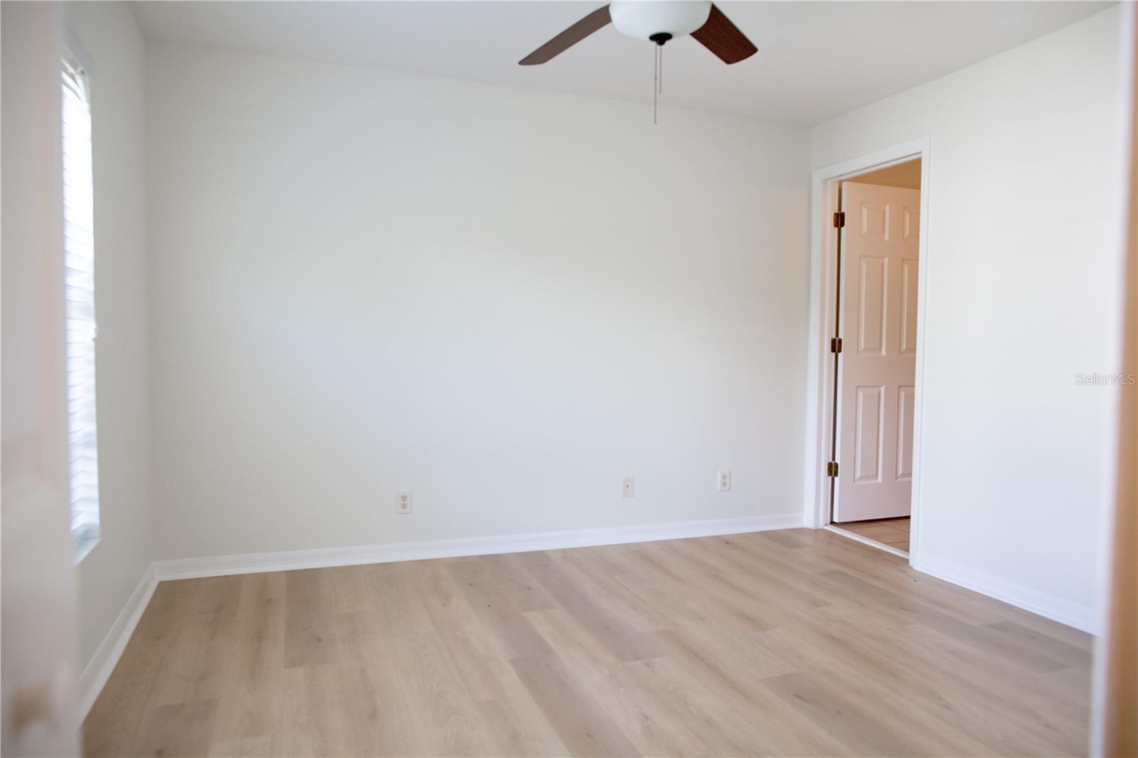 Image 16 of 21 For 9426 Charlesberg Drive