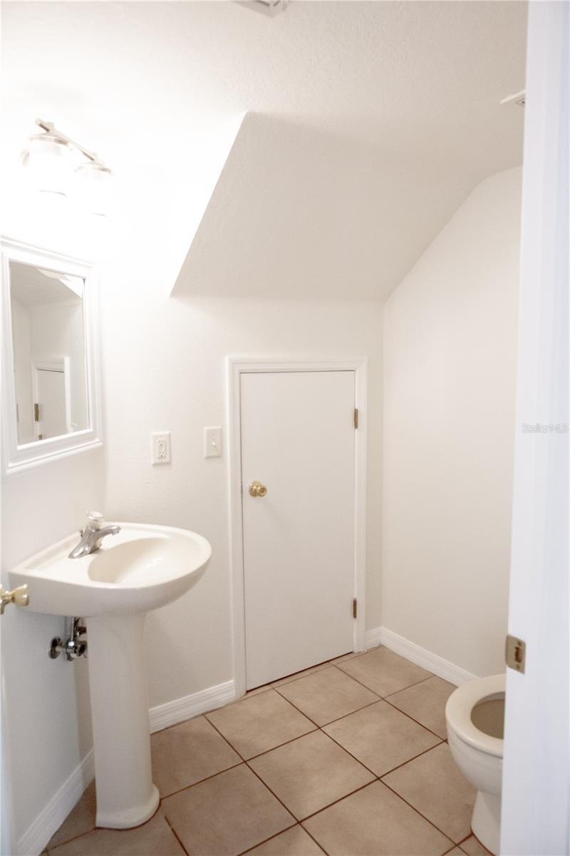 Image 20 of 21 For 9426 Charlesberg Drive