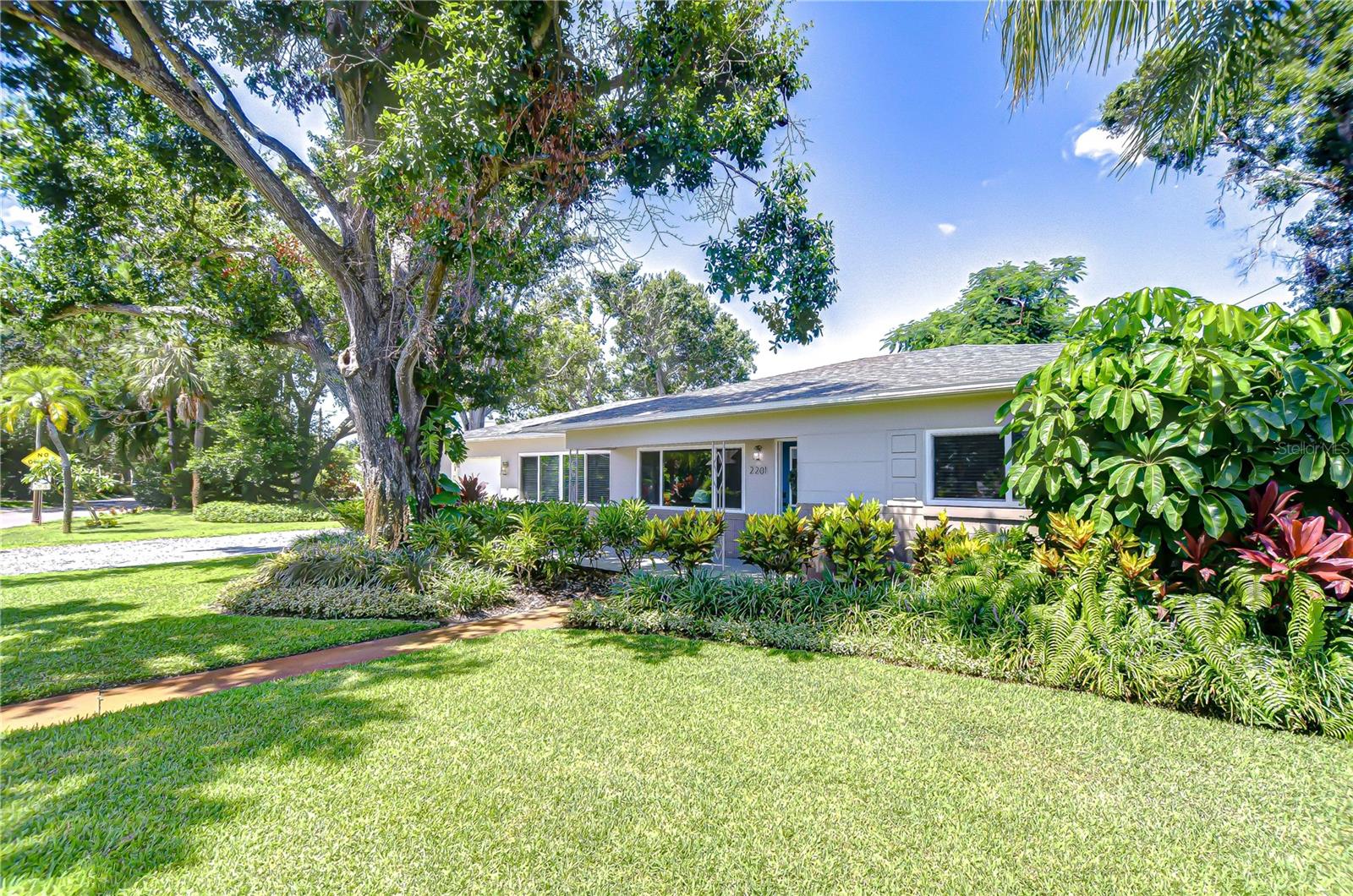 Image 27 of 34 For 2201 Horan Way S