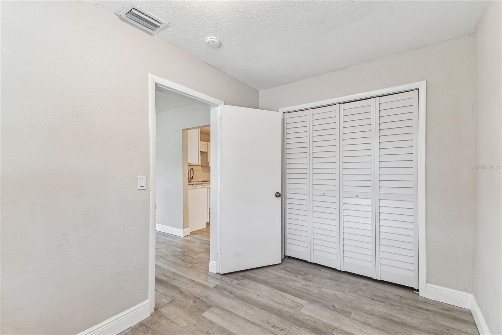 Image 13 of 82 For 1510 Powhatan Avenue