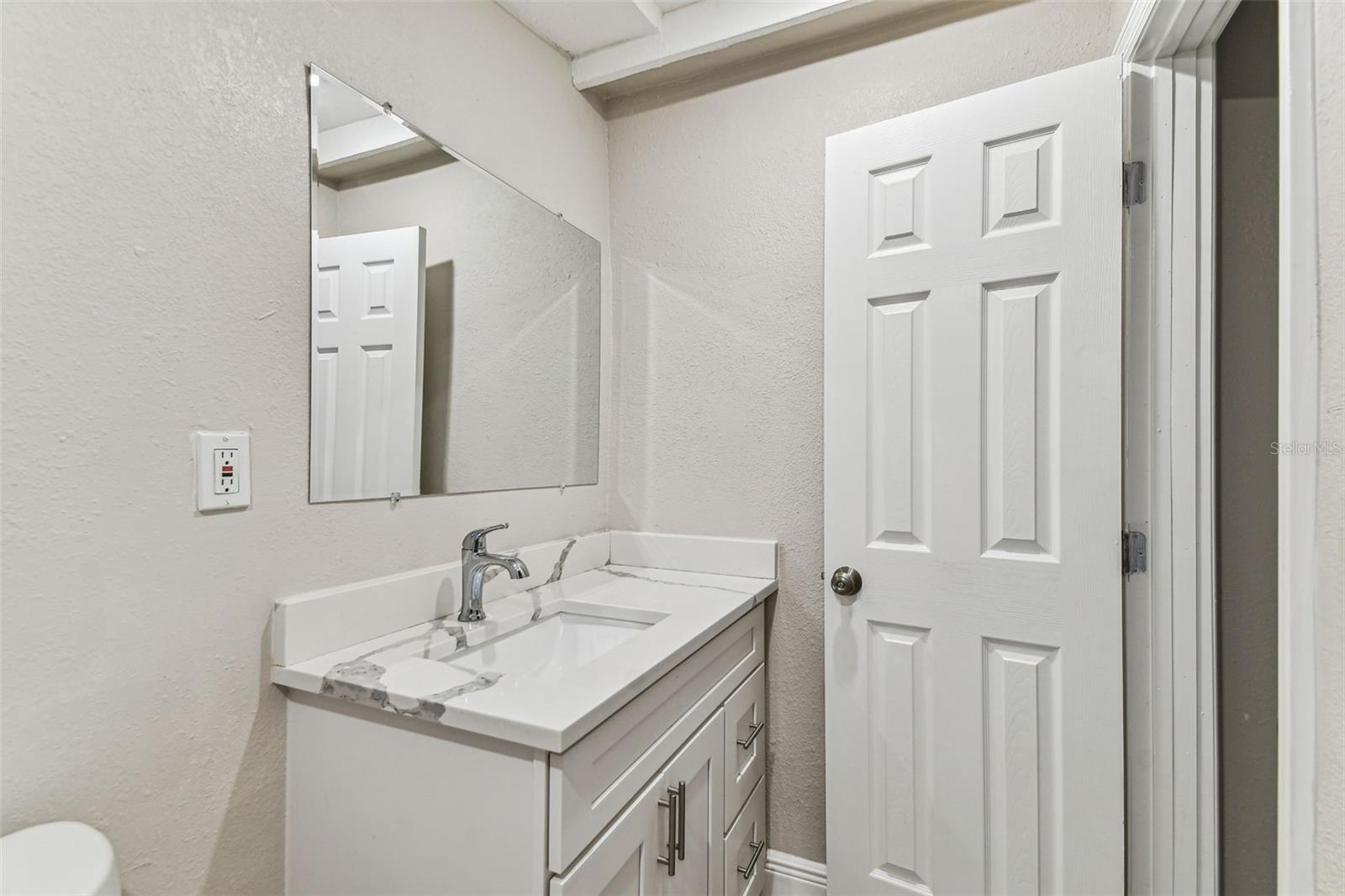 Image 23 of 82 For 1510 Powhatan Avenue