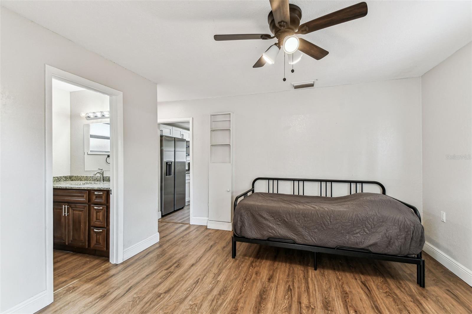 Image 49 of 82 For 1510 Powhatan Avenue