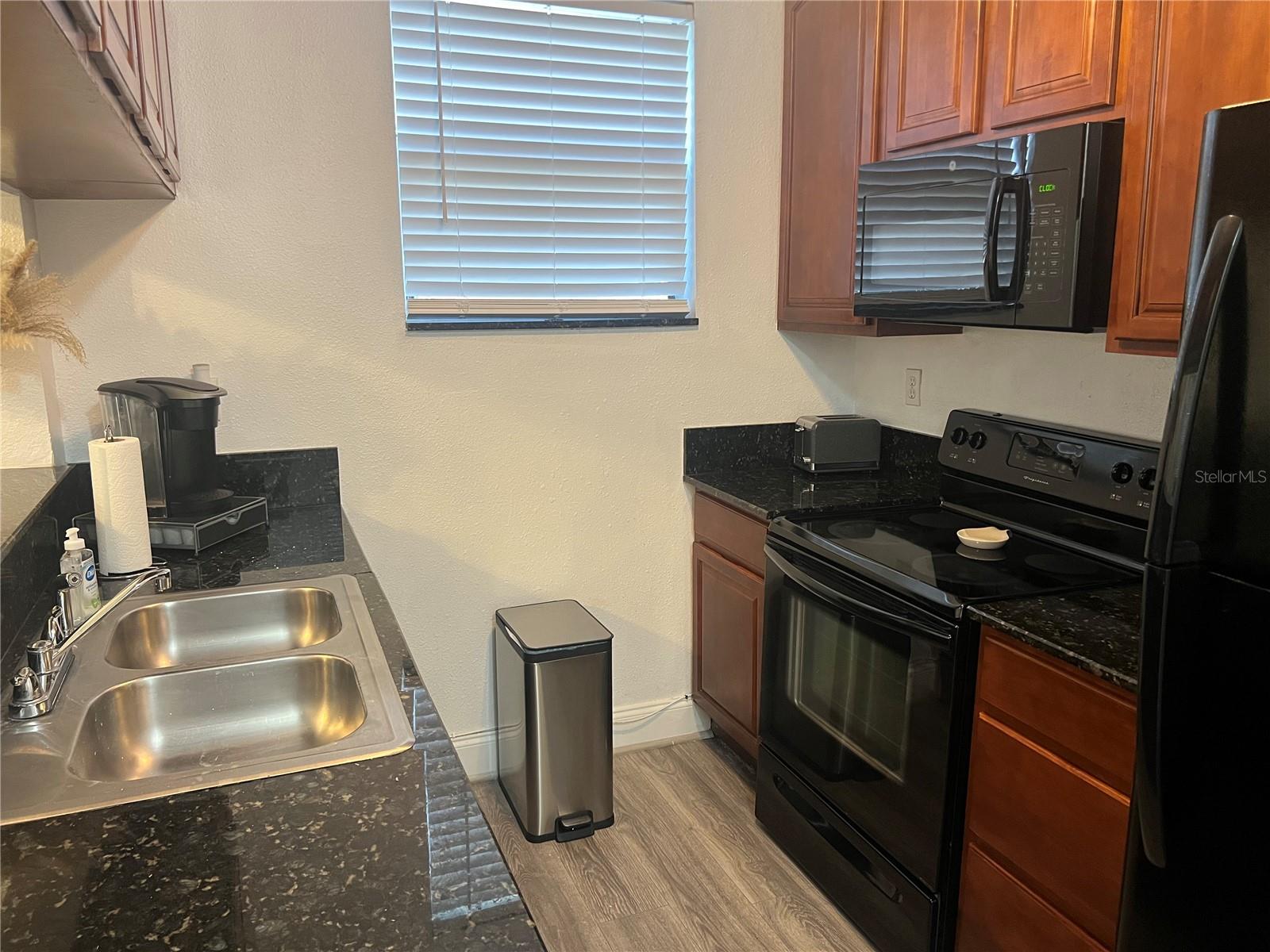 Image 6 of 14 For 203 Westland Avenue 2